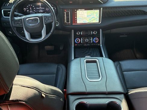 Used 2024 GMC Yukon XL Denali w/ Denali Reserve Package AWD/4WD image 20
