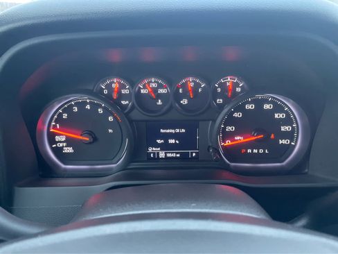 Used 2024 Chevrolet Silverado 1500 Custom Trail Boss w/ LPO, Dark Essentials Package image 20