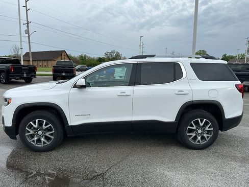 Certified 2023 GMC Acadia SLE w/ Driver Convenience Package AWD/4WD image 9