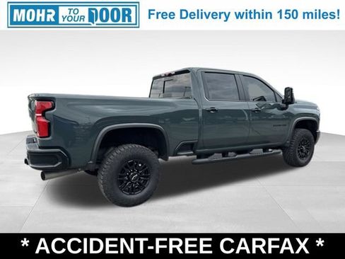 Used 2026 Chevrolet Silverado 2500 ZR2 w/ LPO, Dark Essentials Package AWD/4WD image 9
