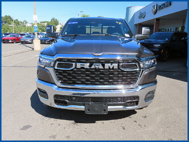 Used 2025 RAM 1500 Big Horn AWD/4WD image 3