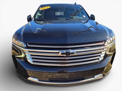 Used 2021 Chevrolet Tahoe High Country w/ Premium Package image 9