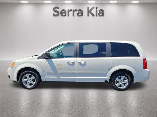 Used 2010 Dodge Grand Caravan SE w/ Popular Equipment Group FWD image 2