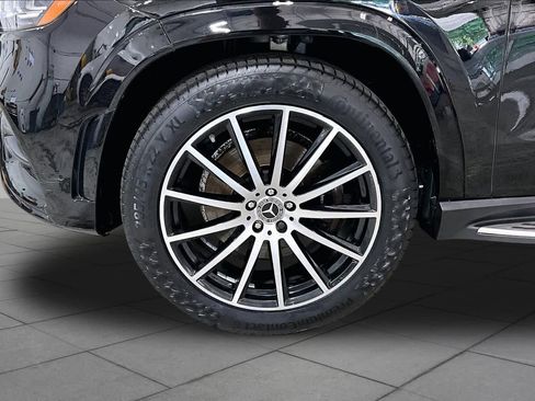 Certified 2022 Mercedes-Benz GLS 450 4MATIC image 11