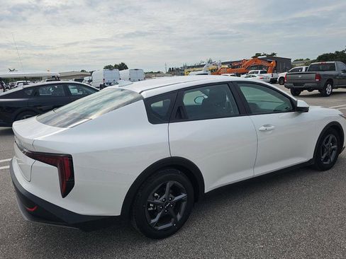 Used 2025 Kia K4 FWD image 5