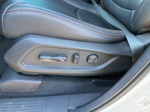 Used 2025 Honda Pilot TrailSport image 15