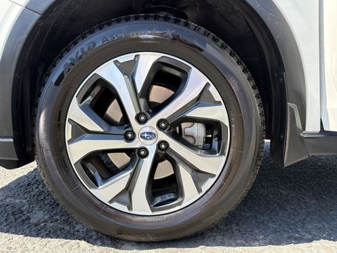 Used 2020 Subaru Outback Limited w/ Popular Package #2 AWD/4WD image 25