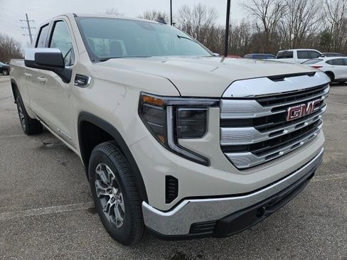New 2026 GMC Sierra 1500 SLE image 7