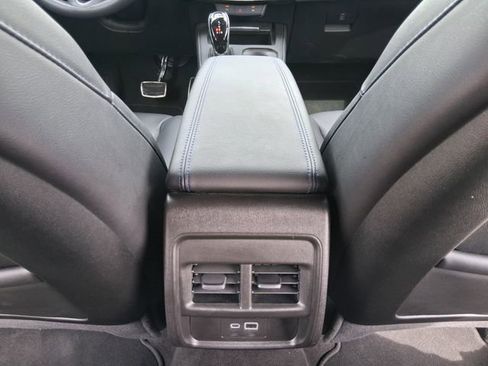 Used 2025 Cadillac XT4 Sport FWD image 24