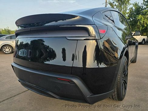 Used 2026 Tesla Model Y Long Range RWD image 13