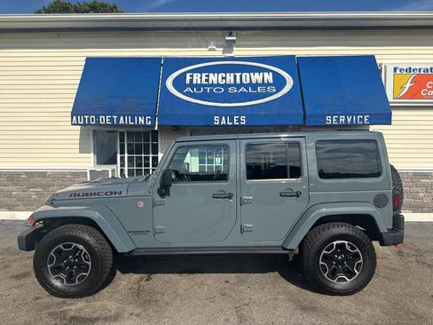 Used 2014 Jeep Wrangler Unlimited Rubicon AWD/4WD image 2
