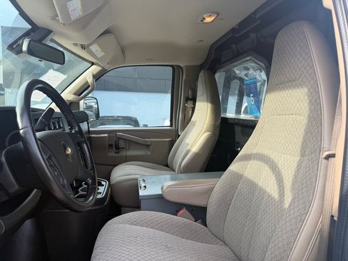 Used 2021 Chevrolet Express 2500 w/ Driver Convenience Package image 24