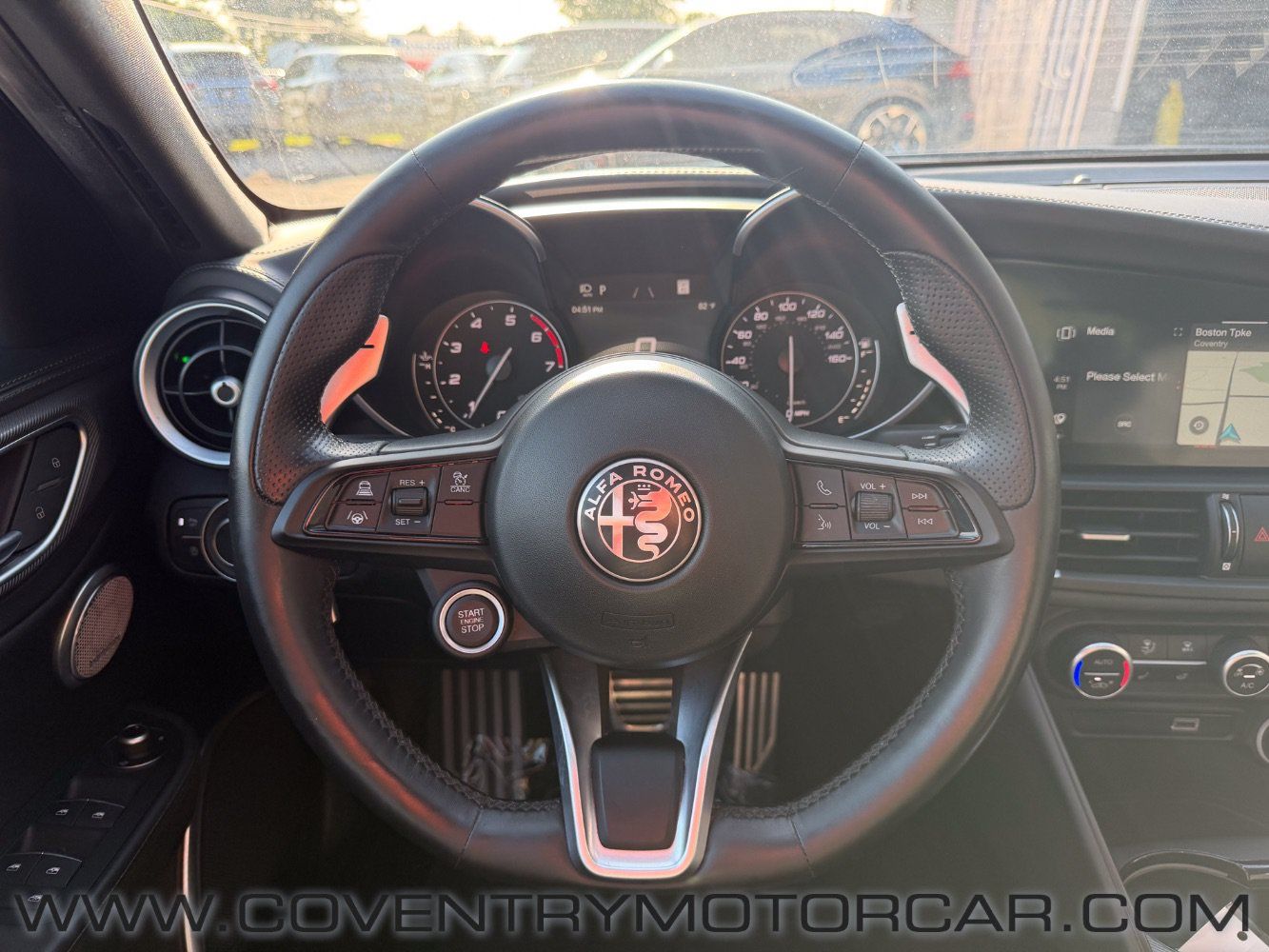 Used 2022 Alfa Romeo Giulia Veloce AWD/4WD image 32