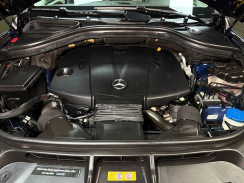 Used 2016 Mercedes-Benz GL 320 BlueTEC 4MATIC image 45