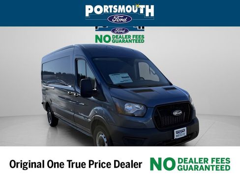 New 2026 Ford Transit 250 148 Medium Roof w/ Load Area Protection Package RWD image 26