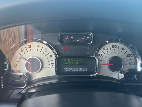 Used 2013 Ford Expedition EL King Ranch image 15