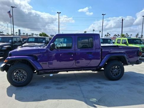 New 2026 Jeep Gladiator Sport image 4