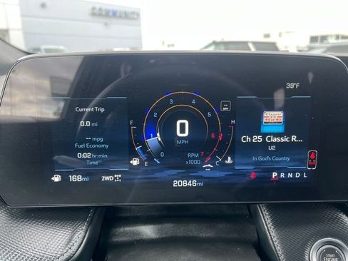 Used 2025 Chevrolet Equinox LT image 18