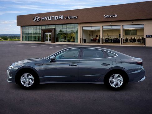 New 2026 Hyundai Sonata SE FWD image 3