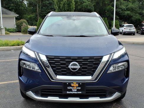 Used 2023 Nissan Rogue Platinum AWD/4WD image 2