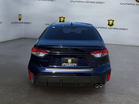 Used 2025 Toyota Corolla SE w/ SE Premium Package image 4