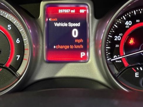 Used 2013 Dodge Journey SXT w/ Popular Equipment Group FWD image 19
