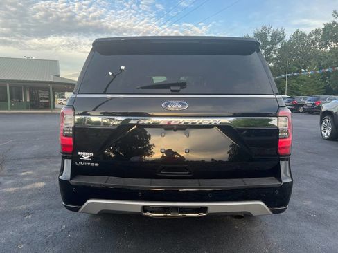 Used 2018 Ford Expedition Limited w/ Equipment Group 301A AWD/4WD image 4