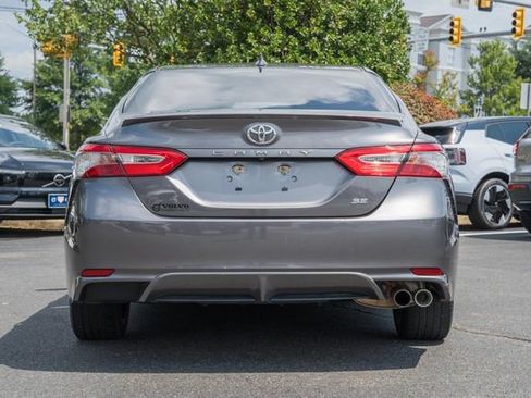 Used 2019 Toyota Camry SE FWD image 6