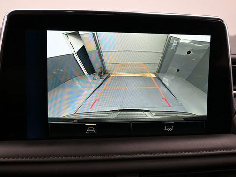 Used 2023 Chevrolet Tahoe LT image 22