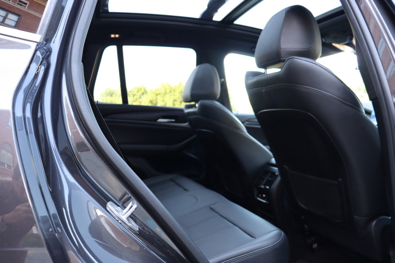 Used 2024 BMW X3 xDrive30i AWD/4WD image 16