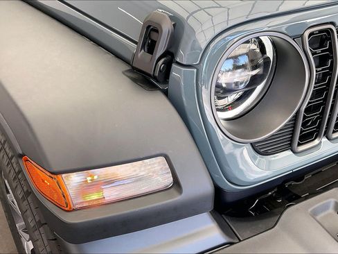 New 2026 Jeep Wrangler Unlimited Sport AWD/4WD image 15