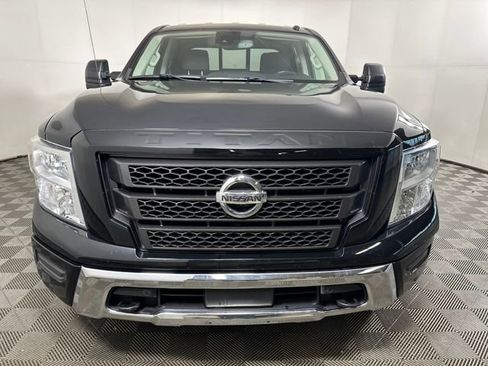 Used 2021 Nissan Titan SV w/ SV Convenience Package image 8