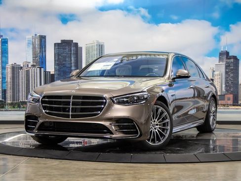 Used 2026 Mercedes-Benz S 580 4MATIC Sedan image 2