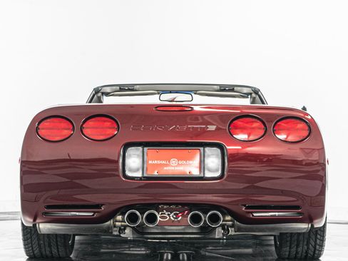 Used 2003 Chevrolet Corvette Convertible w/ Preferred Equipment Group1 RWD image 8