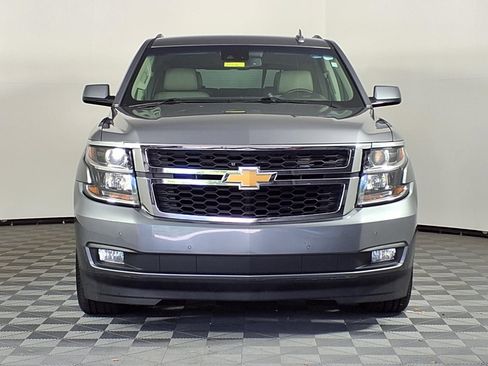 Used 2020 Chevrolet Tahoe LT w/ Luxury Package RWD image 2
