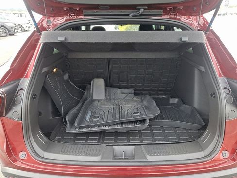 Certified 2025 Chevrolet Trax RS w/ Driver Confidence Package image 29