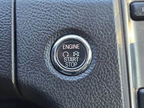 Used 2011 Ford Taurus Limited w/ 303A Rapid Spec Order Code image 18