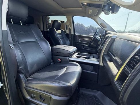 Used 2017 RAM 2500 Laramie w/ Sport Appearance Group AWD/4WD image 10
