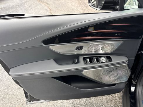 New 2026 Lincoln Nautilus Reserve image 11