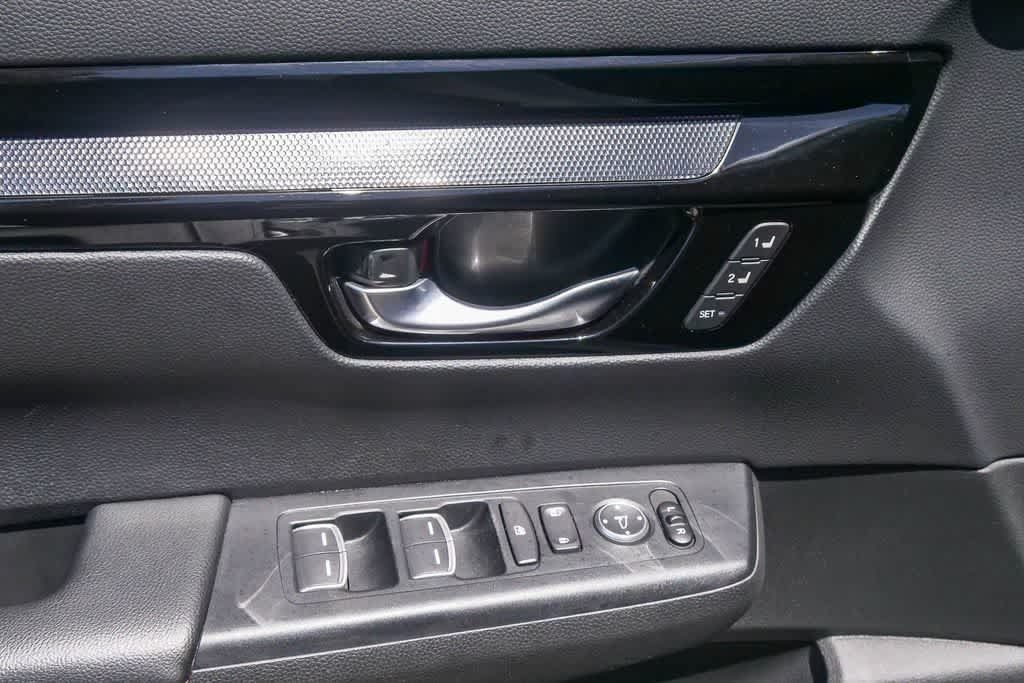 Used 2024 Honda CR-V Sport Touring image 18