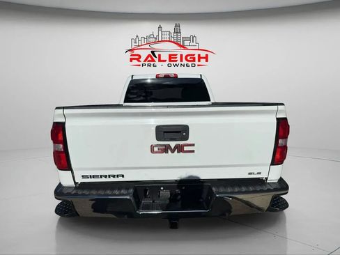 Used 2018 GMC Sierra 1500 SLE w/ SLE Value Package image 3