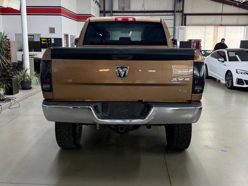 Used 2012 RAM 2500 ST w/ Chrome Appearance Group AWD/4WD image 3