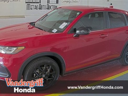 Used 2024 Honda HR-V Sport image 1