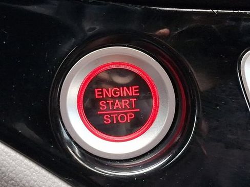Used 2019 Honda Pilot Elite image 22