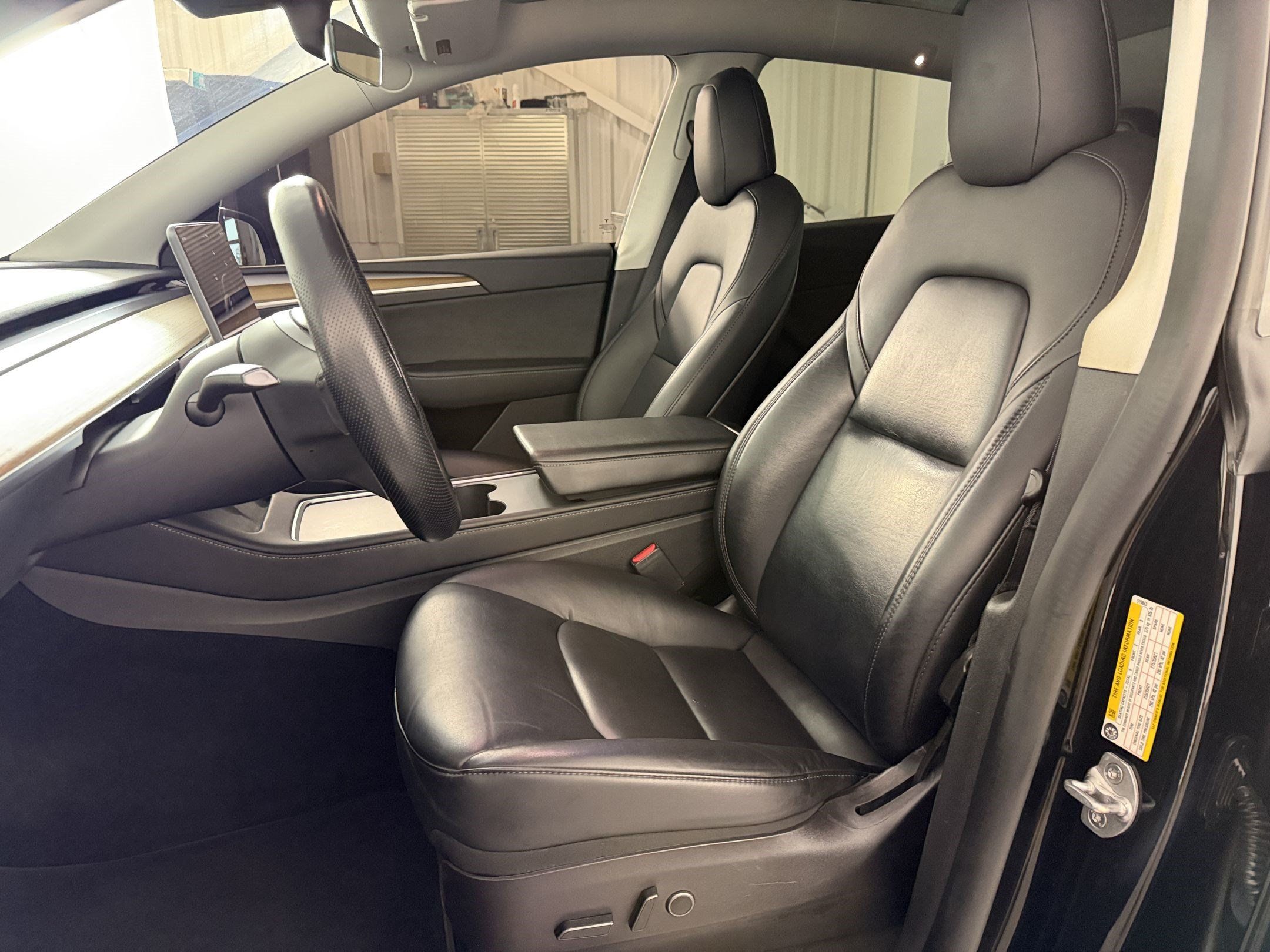Used 2022 Tesla Model Y Performance AWD/4WD image 5