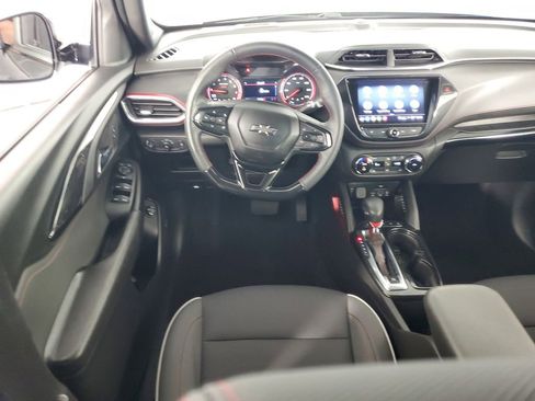 Used 2023 Chevrolet TrailBlazer RS w/ Sun and Liftgate Package FWD image 14