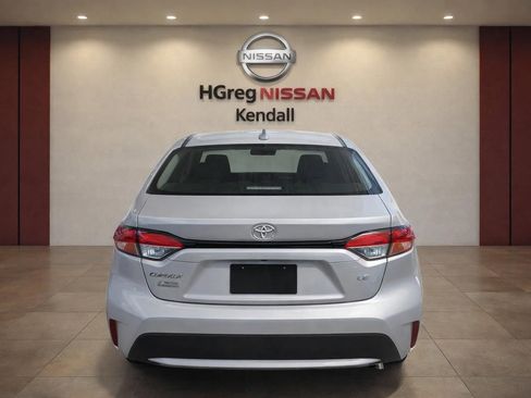 Used 2023 Toyota Corolla LE image 6