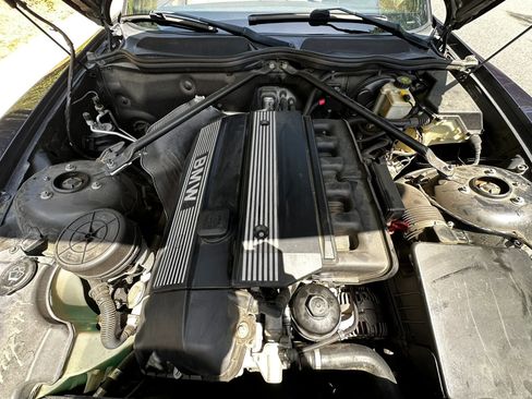 Used 2005 BMW Z4 2.5i RWD image 14