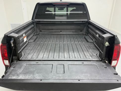 Used 2017 Honda Ridgeline Black Edition image 52
