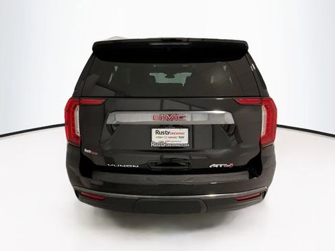 Used 2023 GMC Yukon XL AT4 w/ Technology Package image 5